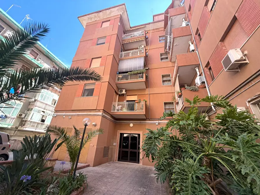 Immagine 4 di Appartamento in vendita  in Via Senatore Avvocato Eduardo Di Giovanni 70 a Siracusa