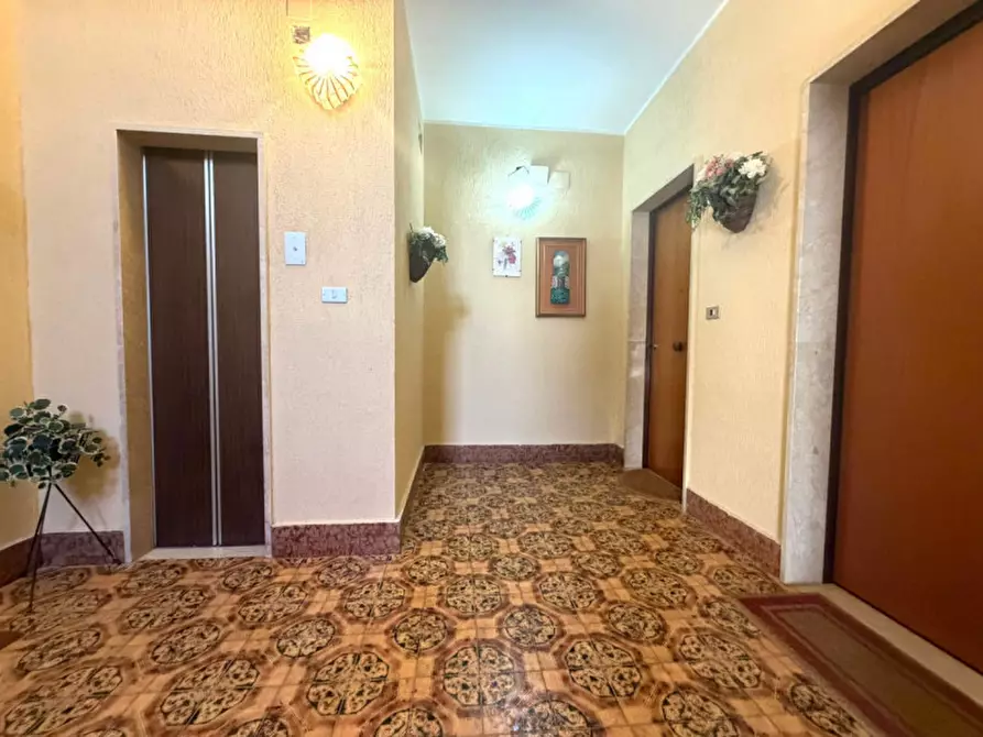 Immagine 6 di Appartamento in vendita  in Via Senatore Avvocato Eduardo Di Giovanni 70 a Siracusa