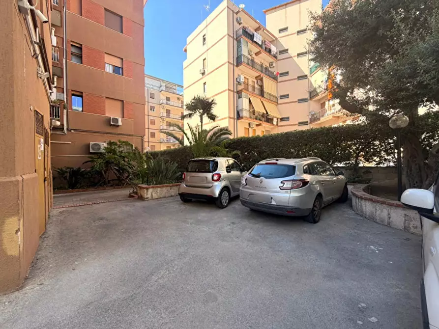 Immagine 27 di Appartamento in vendita  in Via Senatore Avvocato Eduardo Di Giovanni 70 a Siracusa