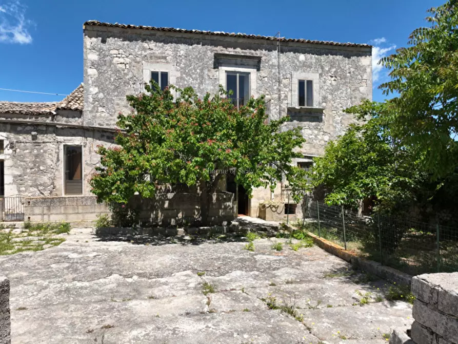Immagine 1 di Casa indipendente in vendita  in Via Gianforma Margione a Modica