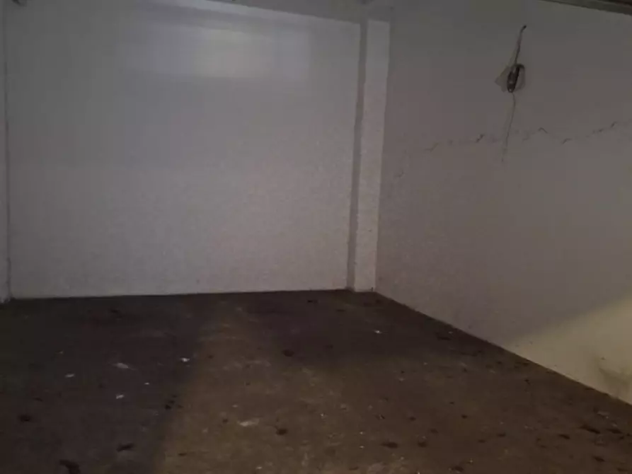 Immagine 3 di Garage in vendita  in Via Antonio Pranzelores a Trento