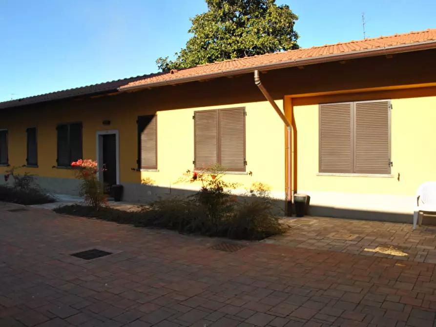 Immagine 15 di Appartamento in affitto  a Pogliano Milanese