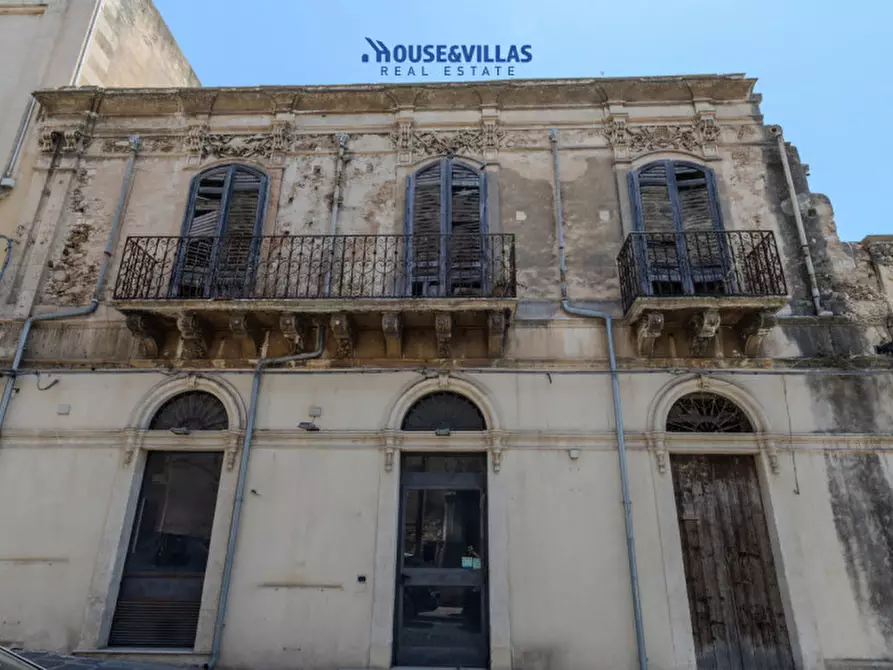 Immagine 1 di Casa indipendente in vendita  in Corso Vittorio Emanuele a Noto