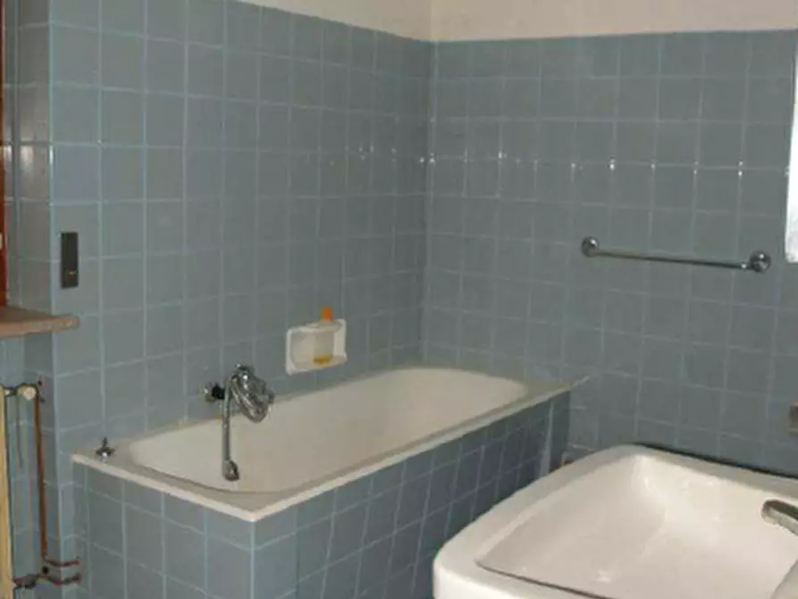 Immagine 7 di Appartamento in vendita  in Via Camillo Cavour, 69 a Arba