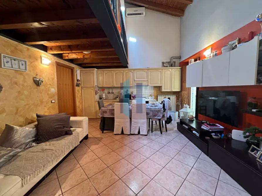 Immagine 2 di Appartamento in vendita  in Via Sant'Orsola 19 a Brescia