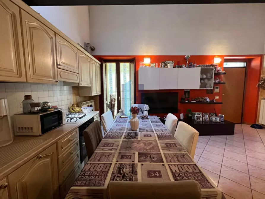 Immagine 5 di Appartamento in vendita  in Via Sant'Orsola 19 a Brescia