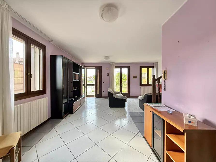 Immagine 9 di Casa indipendente in vendita  in via cuoro a Solesino
