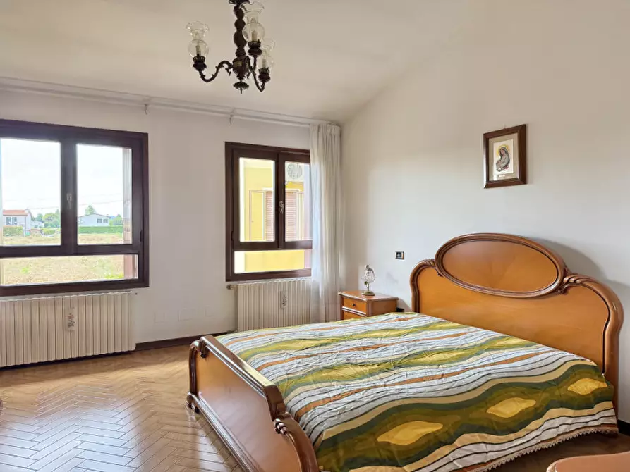 Immagine 11 di Casa indipendente in vendita  in via cuoro a Solesino
