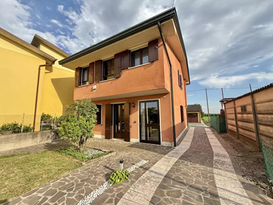 Immagine 22 di Casa indipendente in vendita  in via cuoro a Solesino