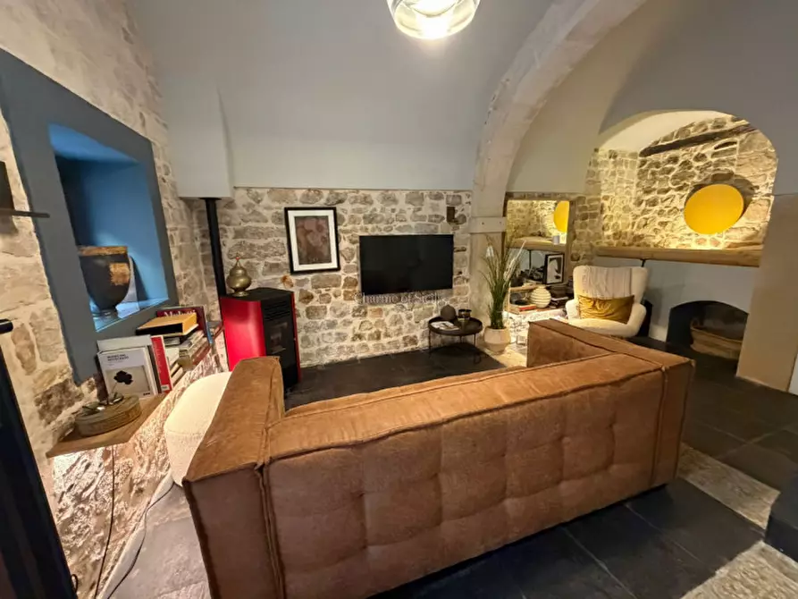 Immagine 10 di Casa indipendente in vendita  in VICOLO BONOMO a Modica