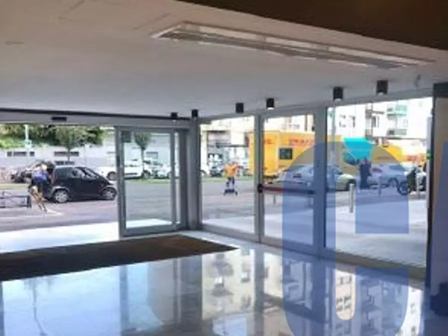 Immagine 18 di Ufficio in affitto  in VIALE MONZA a Milano