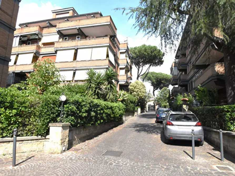 Immagine 1 di Appartamento in affitto  in Viale Cortina d'Ampezzo a Roma