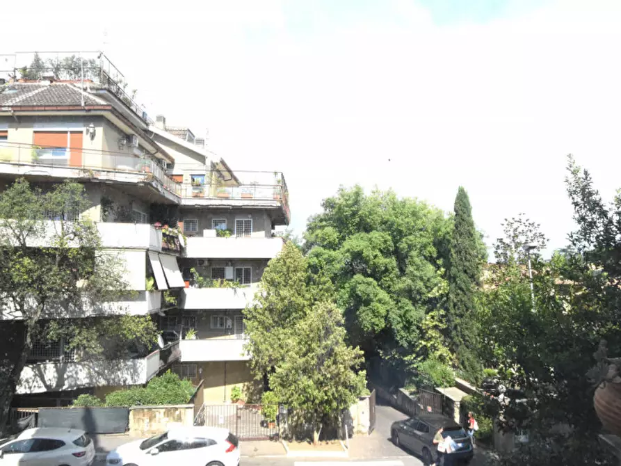 Immagine 11 di Appartamento in affitto  in Viale Cortina d'Ampezzo a Roma