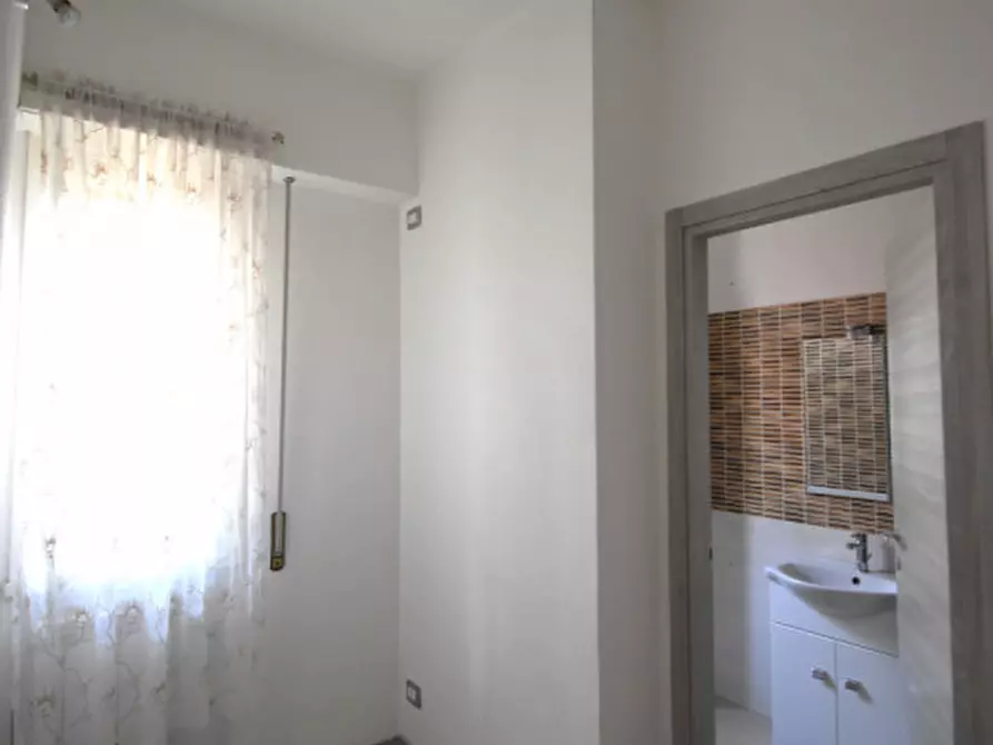 Immagine 29 di Appartamento in affitto  in Viale Cortina d'Ampezzo a Roma
