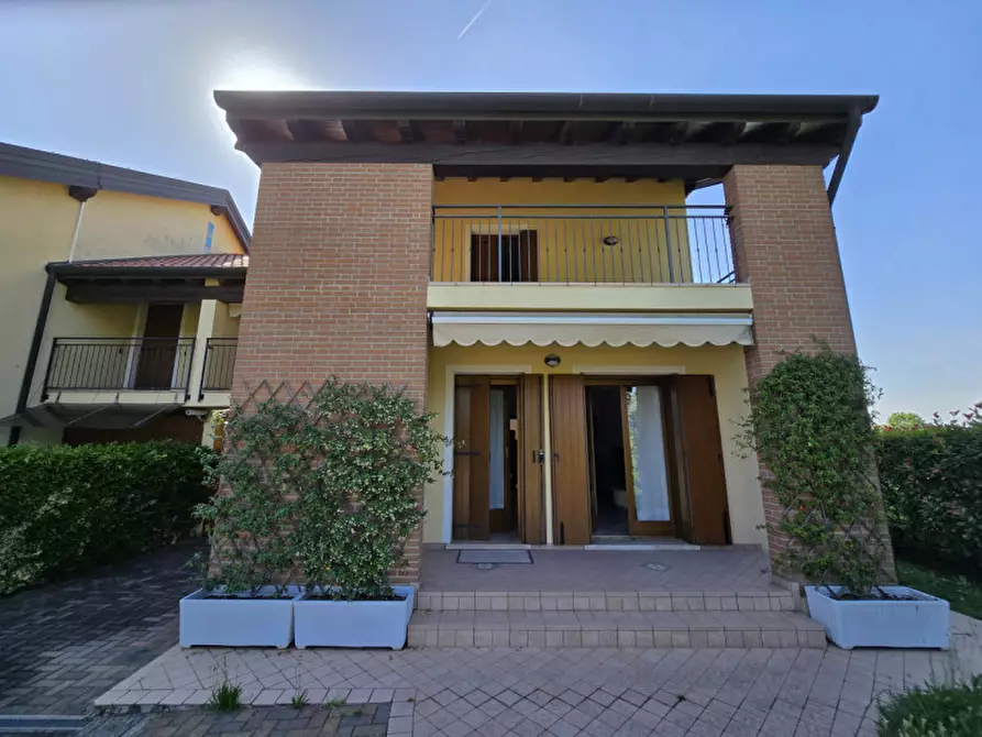 Immagine 1 di Casa bifamiliare in vendita  in via martiri di marzabotto 92 a Venezia