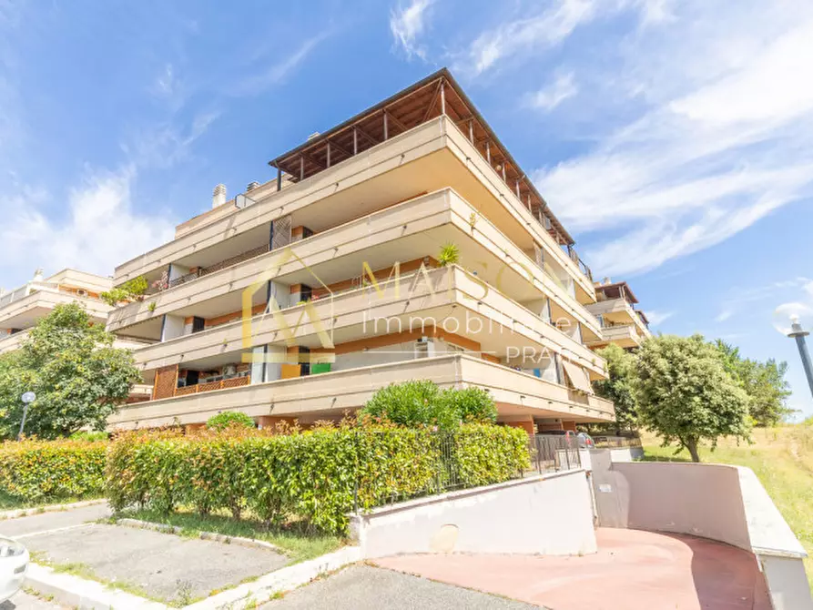 Immagine 2 di Appartamento in vendita  in Via Arturo Danusso a Roma