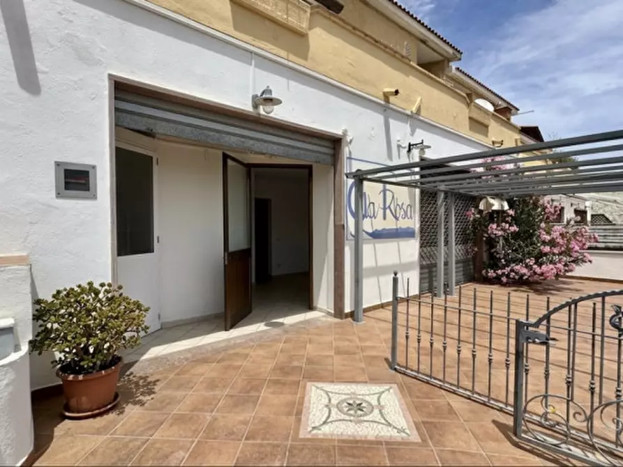 Immagine 1 di Villa in vendita  in Via Marco Polo a Budoni