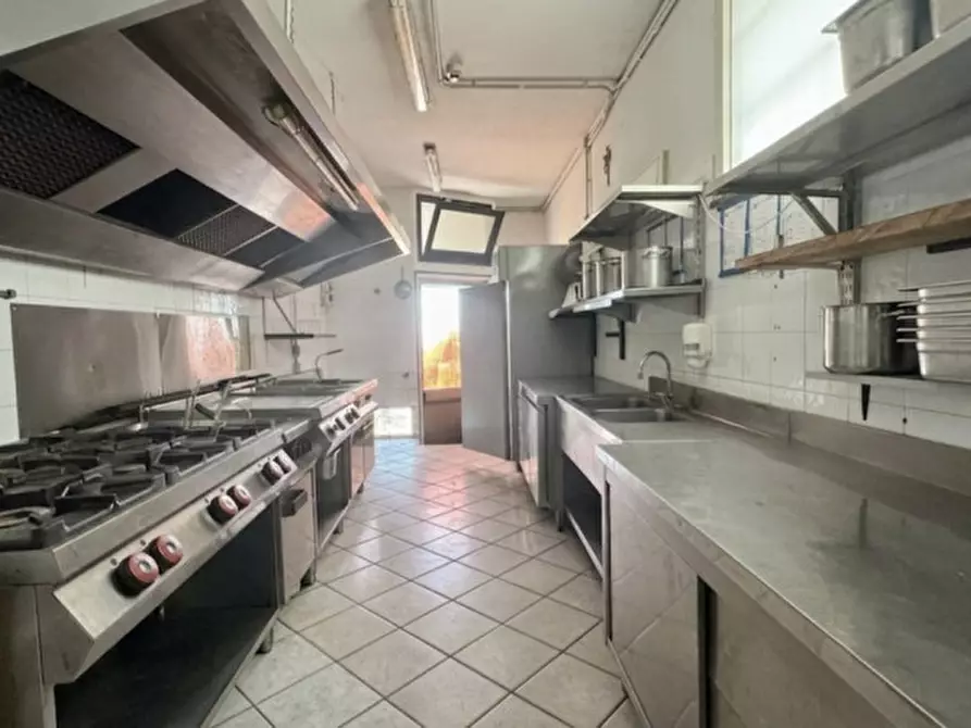 Immagine 21 di Villa in vendita  in Via Marco Polo a Budoni