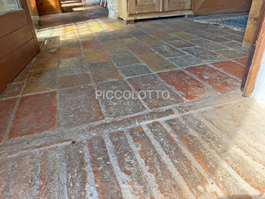 Immagine 14 di Rustico / casale in vendita  in via dei Torretto a Asolo