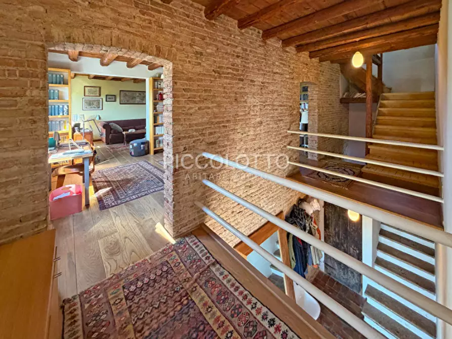 Immagine 18 di Rustico / casale in vendita  in via dei Torretto a Asolo