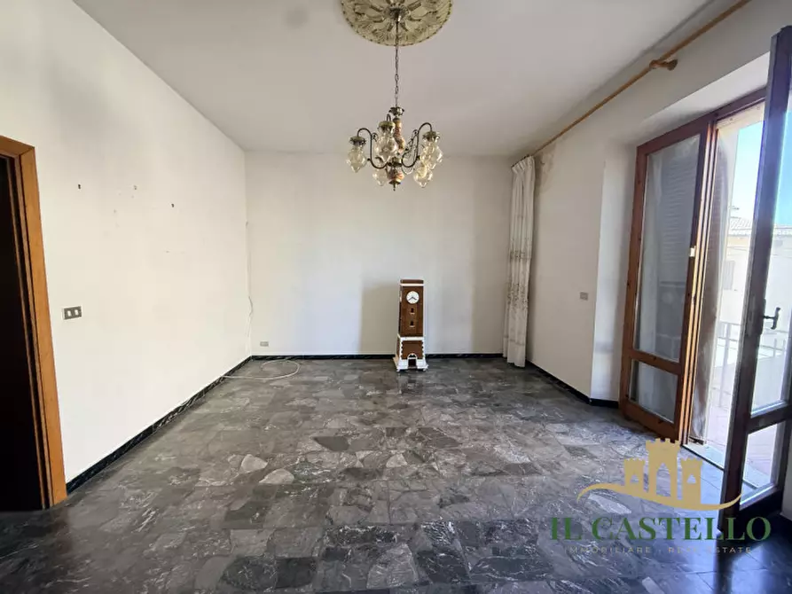 Immagine 2 di Appartamento in vendita  in Via Roma a Castiglione Del Lago