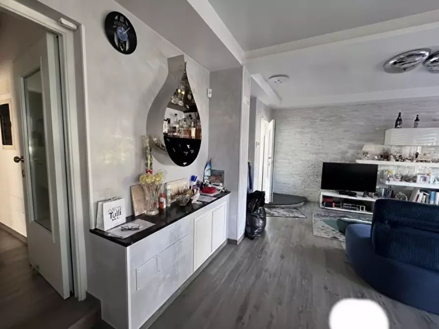 Immagine 6 di Casa indipendente in vendita  in VIA DELLA CAMPANA a Anzio