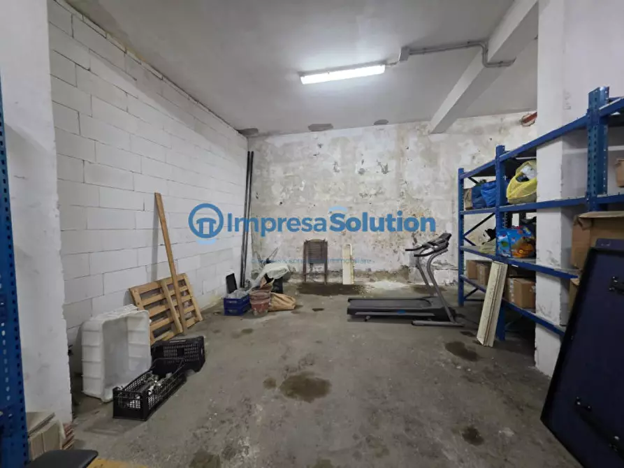 Immagine 16 di Laboratorio in vendita  in Via Arcangelo Corelli a Napoli
