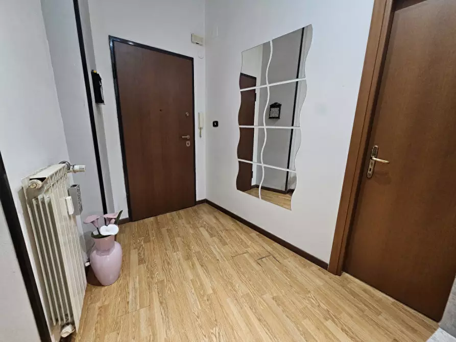 Immagine 11 di Appartamento in vendita  in Via Mignone a Savona