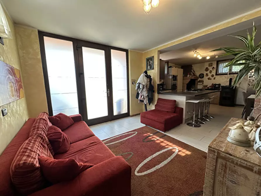 Immagine 2 di Casa bifamiliare in vendita  a Grumolo Delle Abbadesse