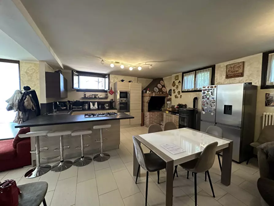 Immagine 7 di Casa bifamiliare in vendita  a Grumolo Delle Abbadesse