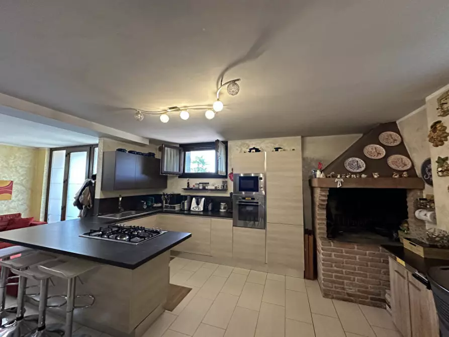 Immagine 9 di Casa bifamiliare in vendita  a Grumolo Delle Abbadesse