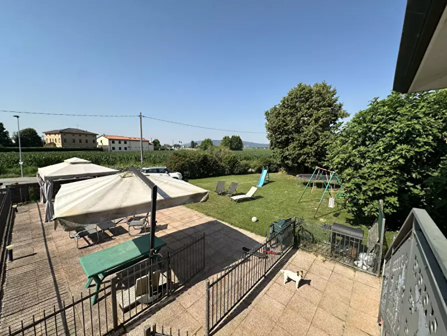 Immagine 37 di Casa bifamiliare in vendita  a Grumolo Delle Abbadesse