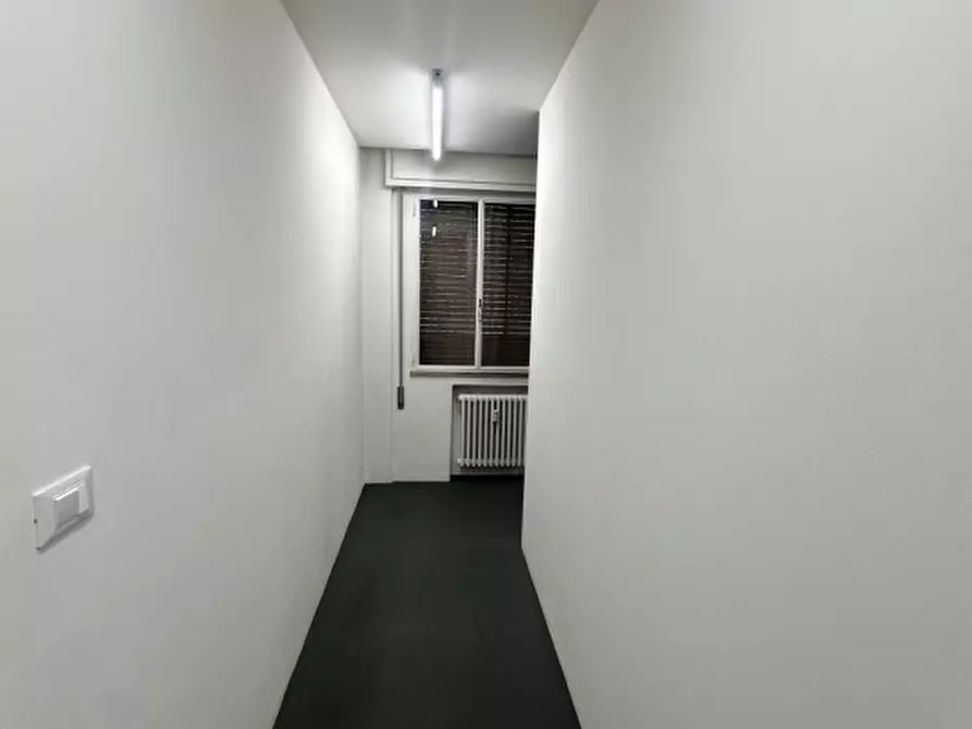 Immagine 3 di Ufficio in affitto  a Venezia