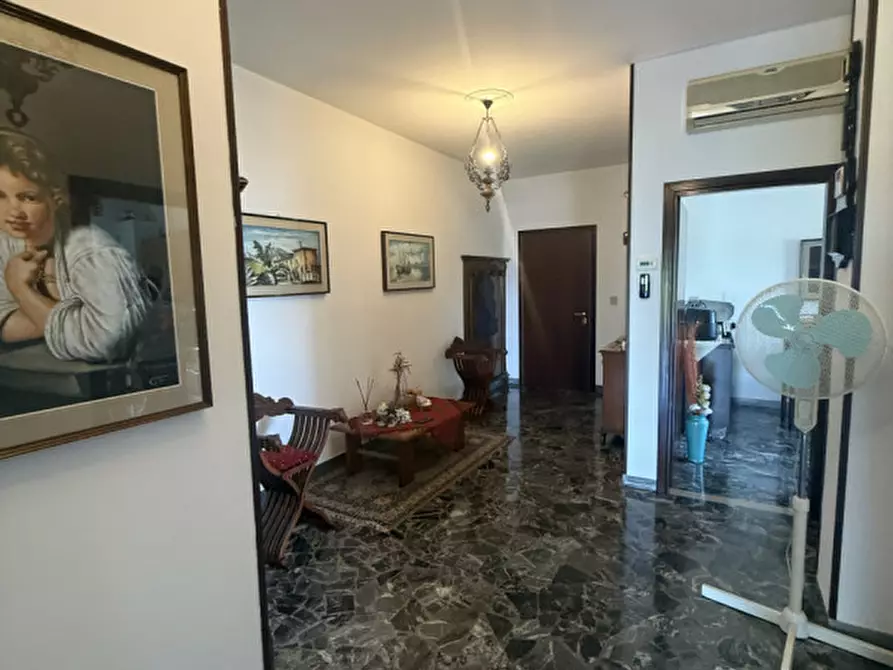 Immagine 1 di Appartamento in vendita  in VIA RIALTO a Martellago