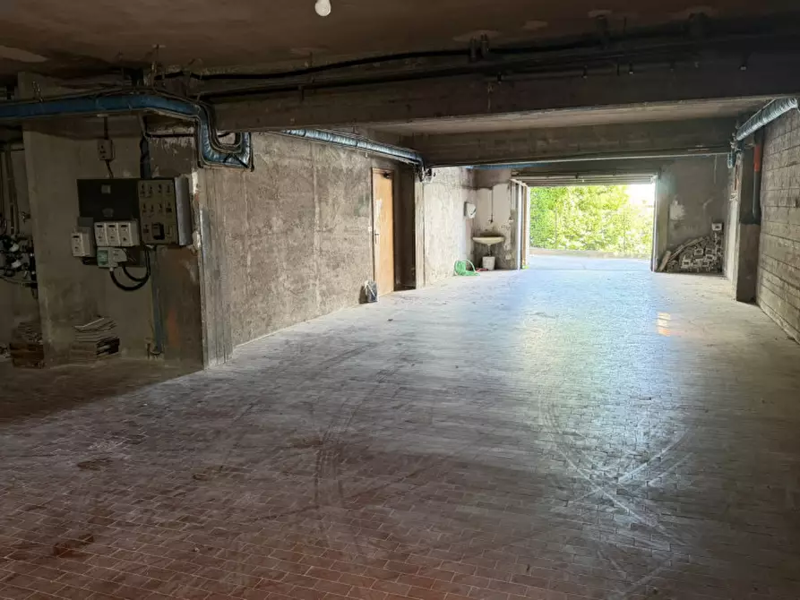 Immagine 7 di Garage in vendita  in Via Urbano Salvolini 11 a Ancona