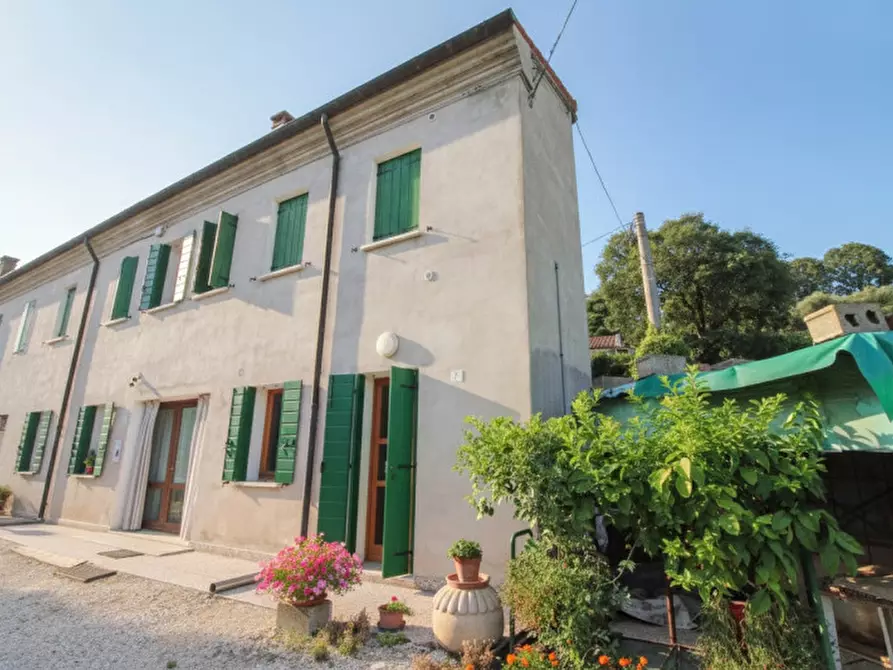 Immagine 17 di Villetta a schiera in vendita  in Via Tormene 1 a Baone