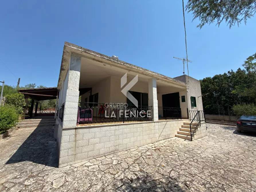 Immagine 4 di Villa in vendita  in strada monti del duca a Martina Franca