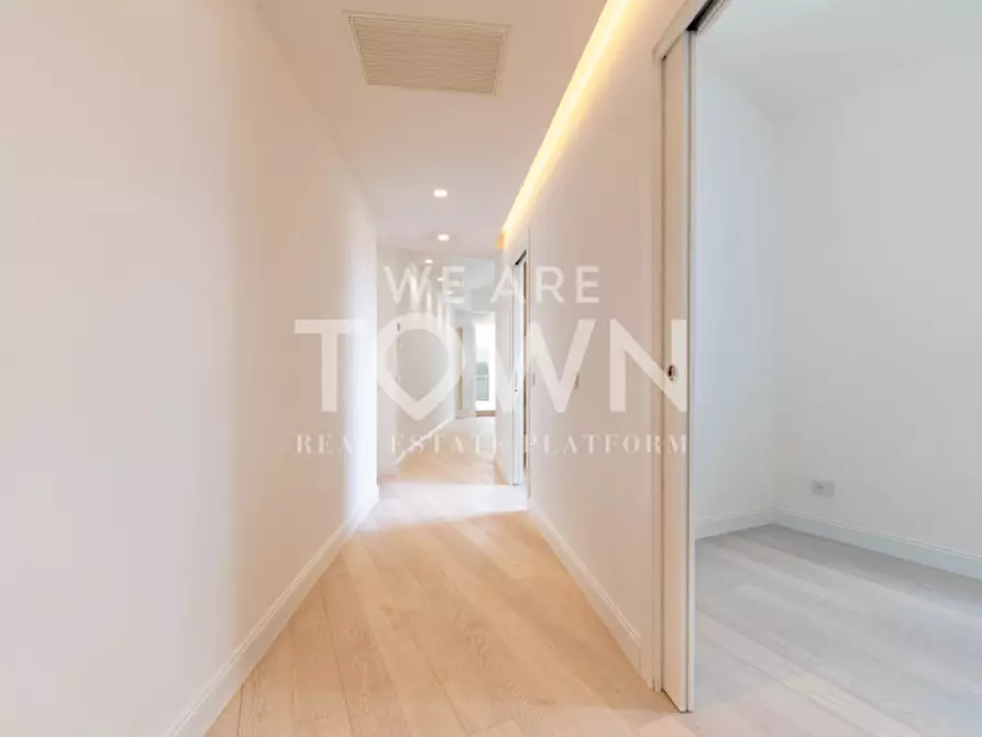 Immagine 9 di Appartamento in vendita  in via Dante a Milano