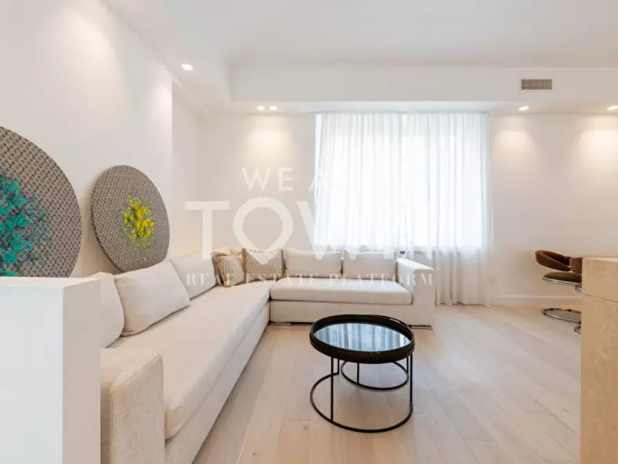 Immagine 29 di Appartamento in vendita  in via Dante a Milano