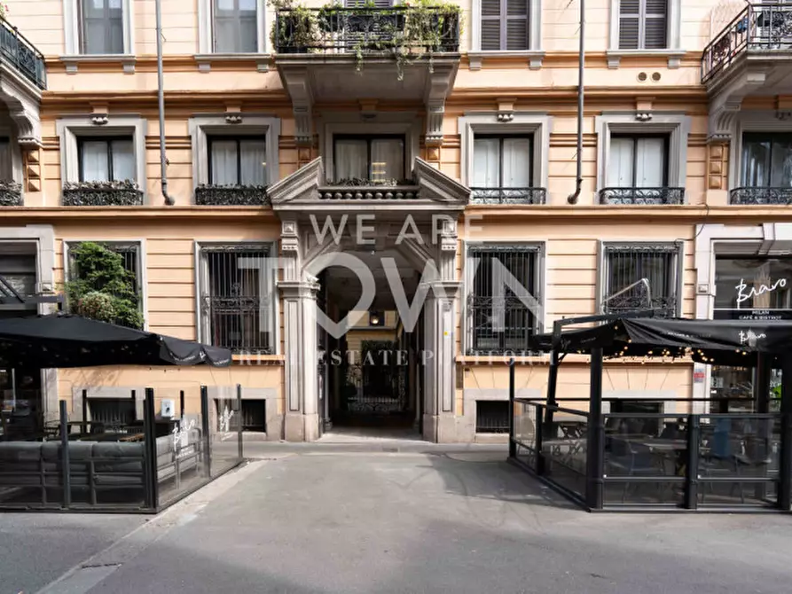 Immagine 52 di Appartamento in vendita  in via Dante a Milano