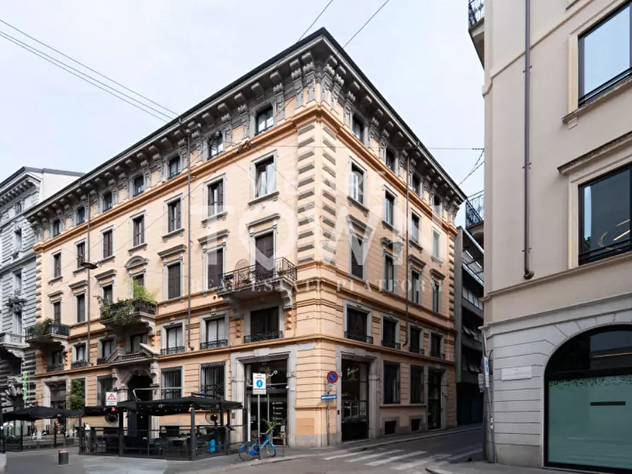 Immagine 57 di Appartamento in vendita  in via Dante a Milano