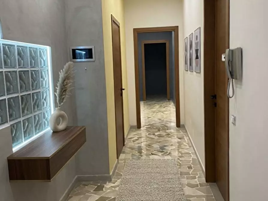 Immagine 1 di Appartamento in vendita  in Via Giolitti a Vicenza