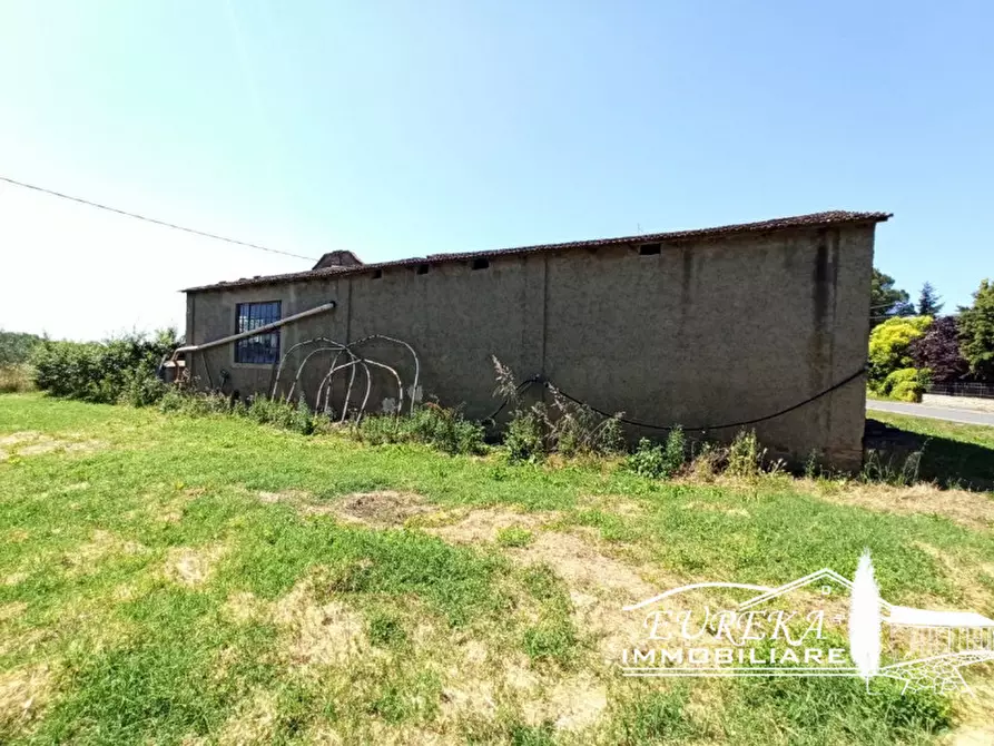 Immagine 29 di Casa indipendente in vendita  a Castiglione Del Lago