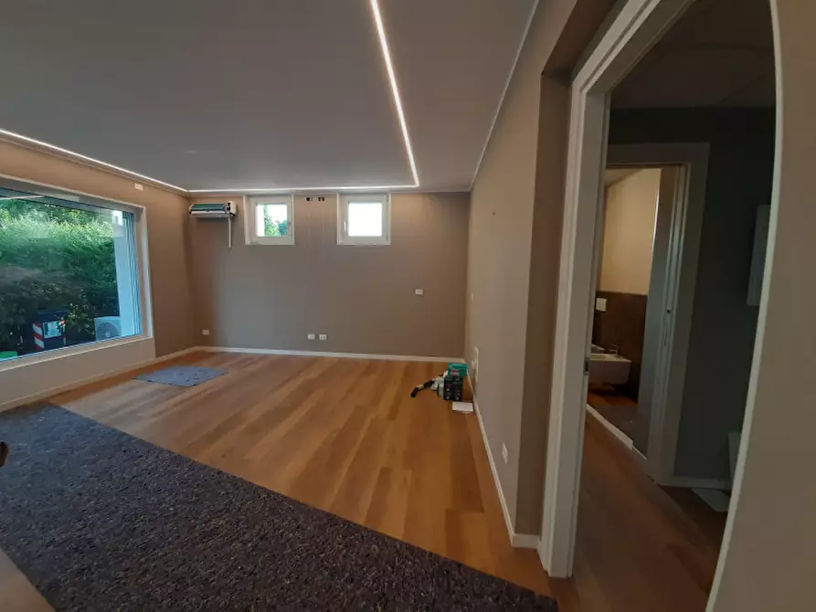 Immagine 8 di Casa bifamiliare in vendita  in Via Veneto a Campodoro