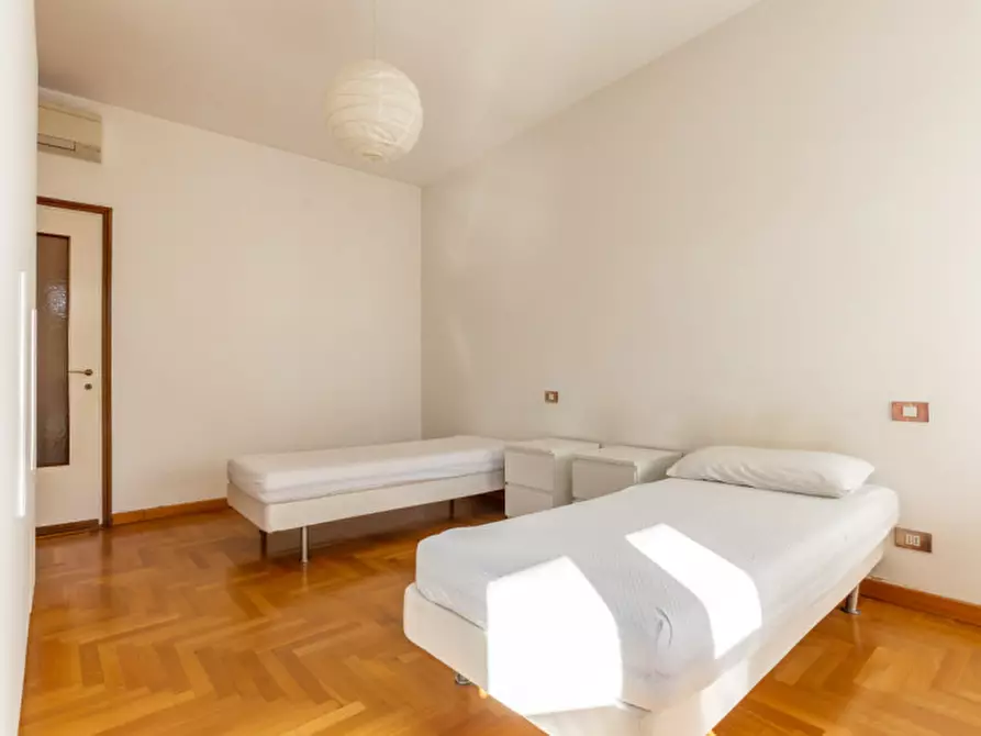 Immagine 16 di Appartamento in affitto  in Viale Cassala, 61 a Milano