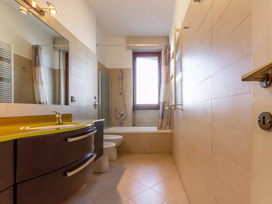 Immagine 18 di Appartamento in affitto  in Viale Cassala, 61 a Milano