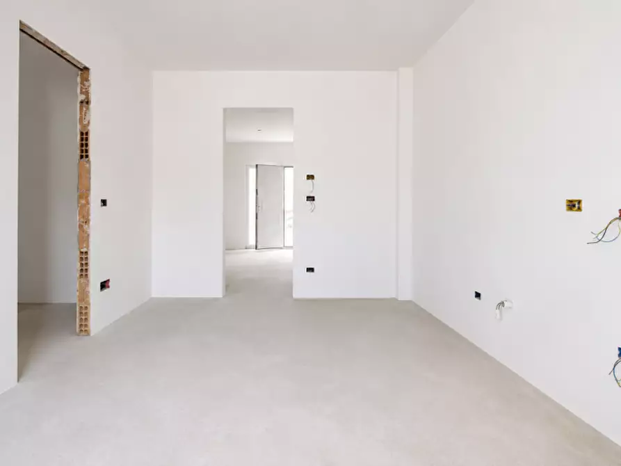 Immagine 2 di Casa indipendente in vendita  in Via Cinque Giornate di Milano a Prato