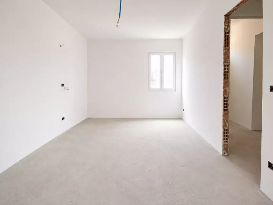 Immagine 4 di Casa indipendente in vendita  in Via Cinque Giornate di Milano a Prato