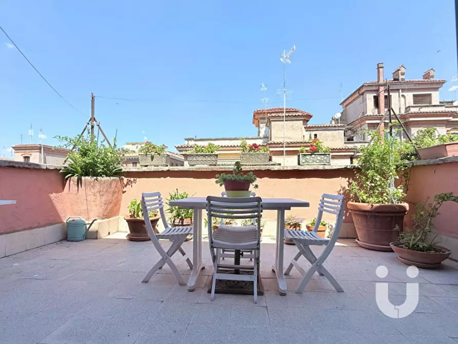 Immagine 6 di Attico in vendita  in Piazza Santa Maria Liberatrice a Roma