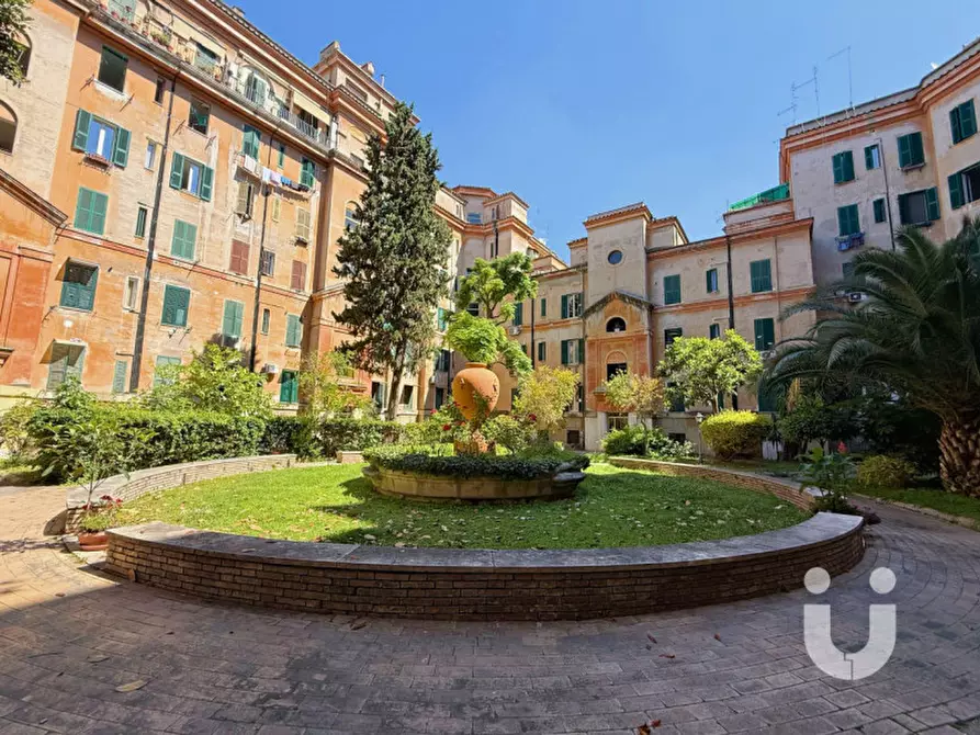 Immagine 24 di Attico in vendita  in Piazza Santa Maria Liberatrice a Roma
